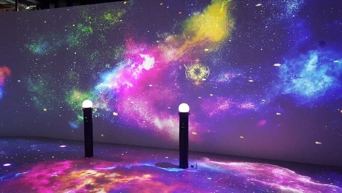 2019년 천보원 미디어 월 영상 매핑과 센서 연동 키오스크 현장 사진